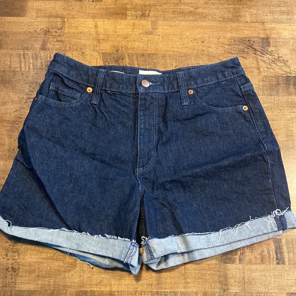 Universal thread Jean shorts